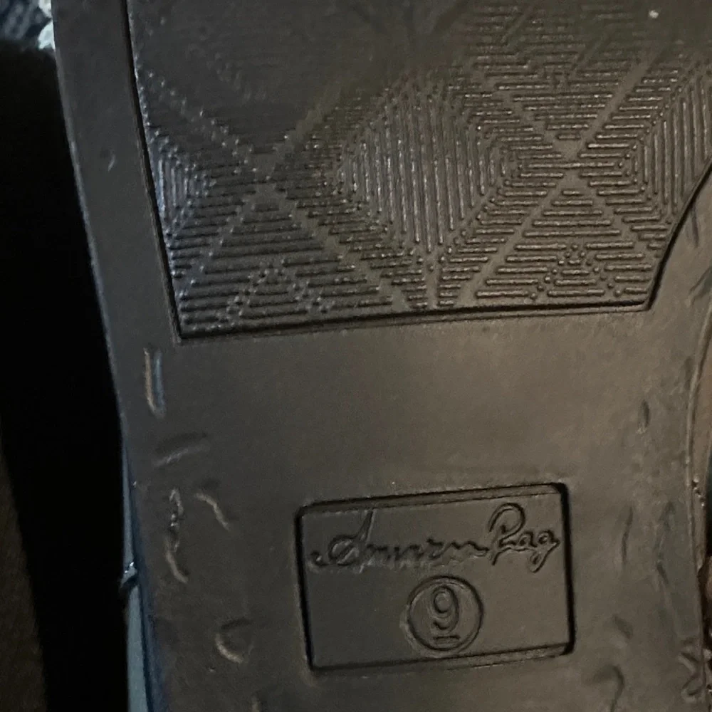 AMERICAN RAY Elegant Gray Ankle Boots - Picture 9 of 9